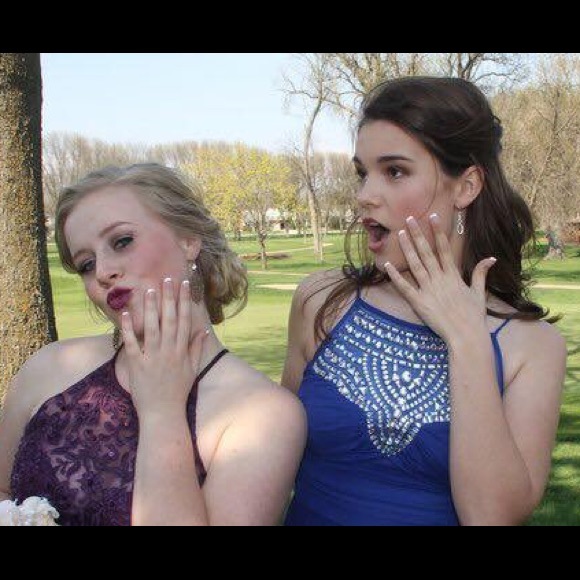 PROM DRESS! - Picture 7 of 7